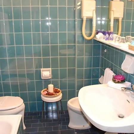 Fabilia Terme Augustus 4* Монтегротто-Терме