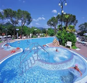 Отель Fabilia Terme Augustus 4*