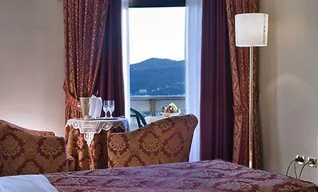 Отель Fabilia Terme Augustus Монтегротто-Терме