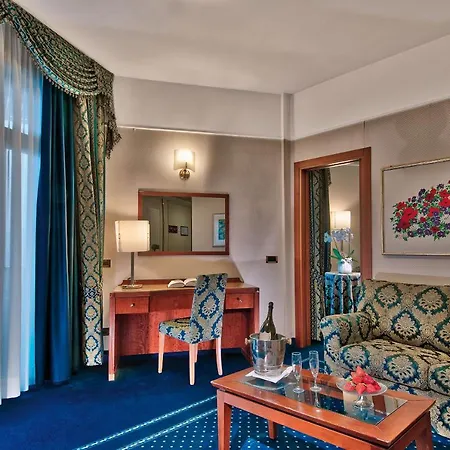Отель Fabilia Terme Augustus 4*