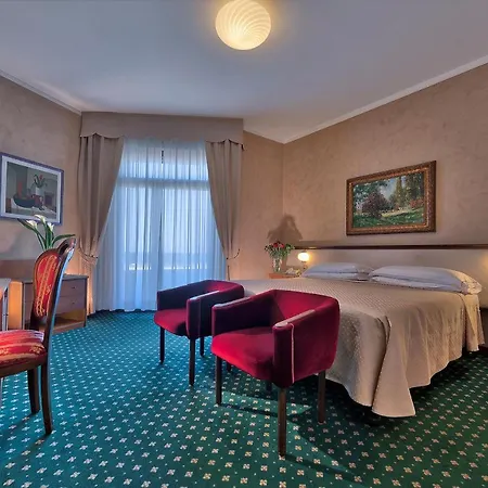 Fabilia Terme Augustus 4* Монтегротто-Терме